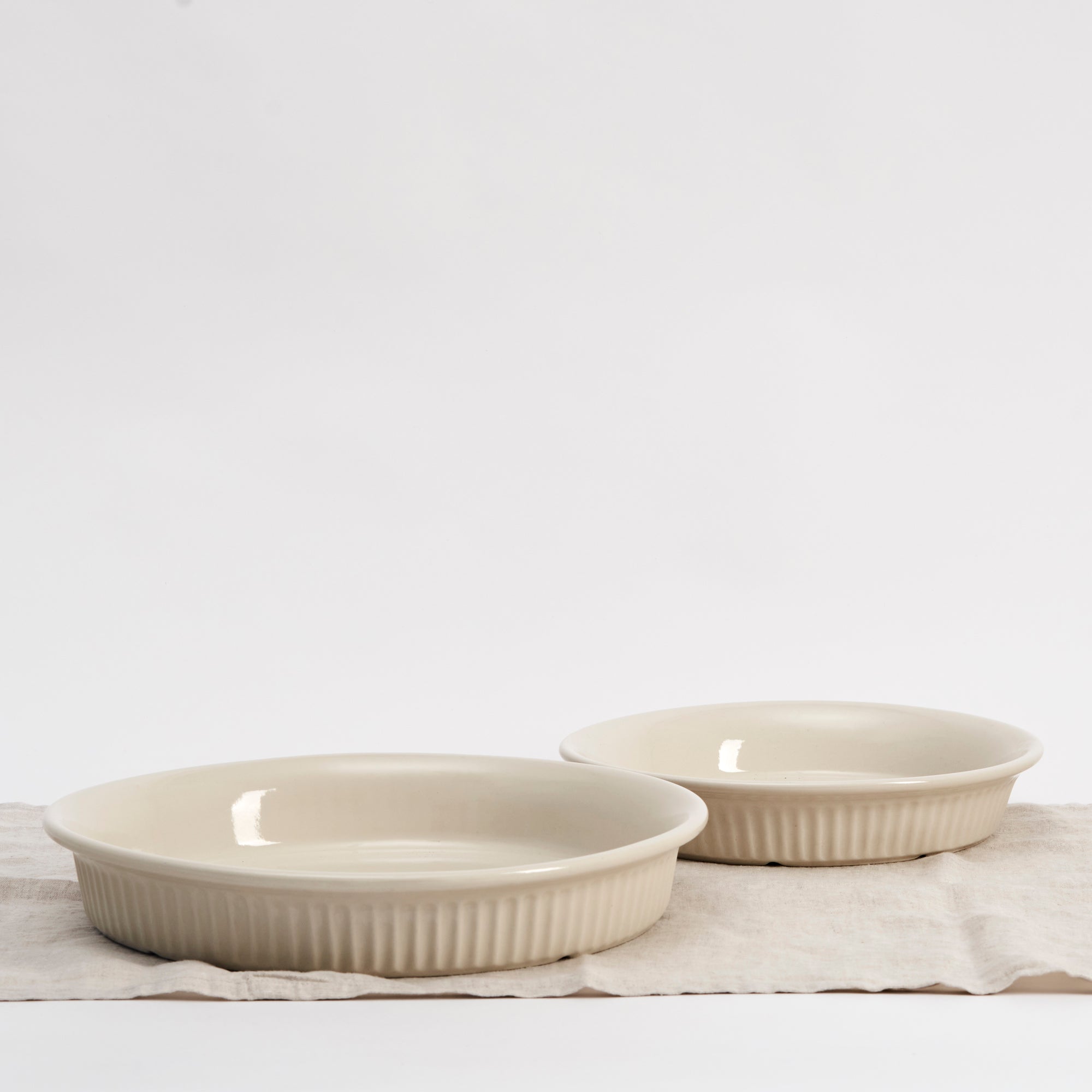 Ikea White Pie Pan VARDAGEN Pie Dish, Off-white, 11 Cm IKEA