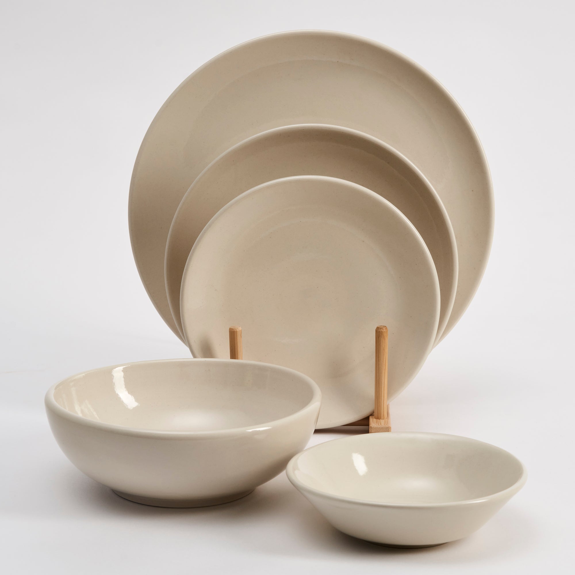 Coupe Plates Coupe Range Bendigo Pottery