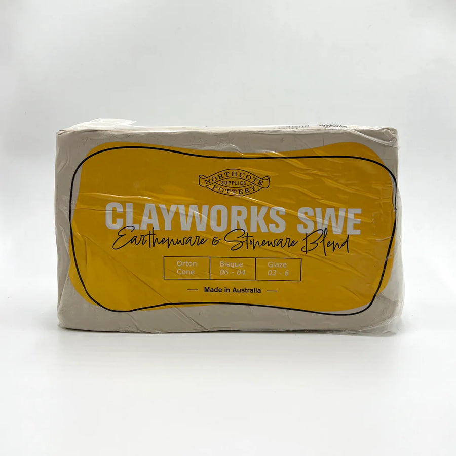 Clayworks SWE - Earthenware & Stoneware Blend 10kg - SWE in Clayworks Swe 1 1024 finish