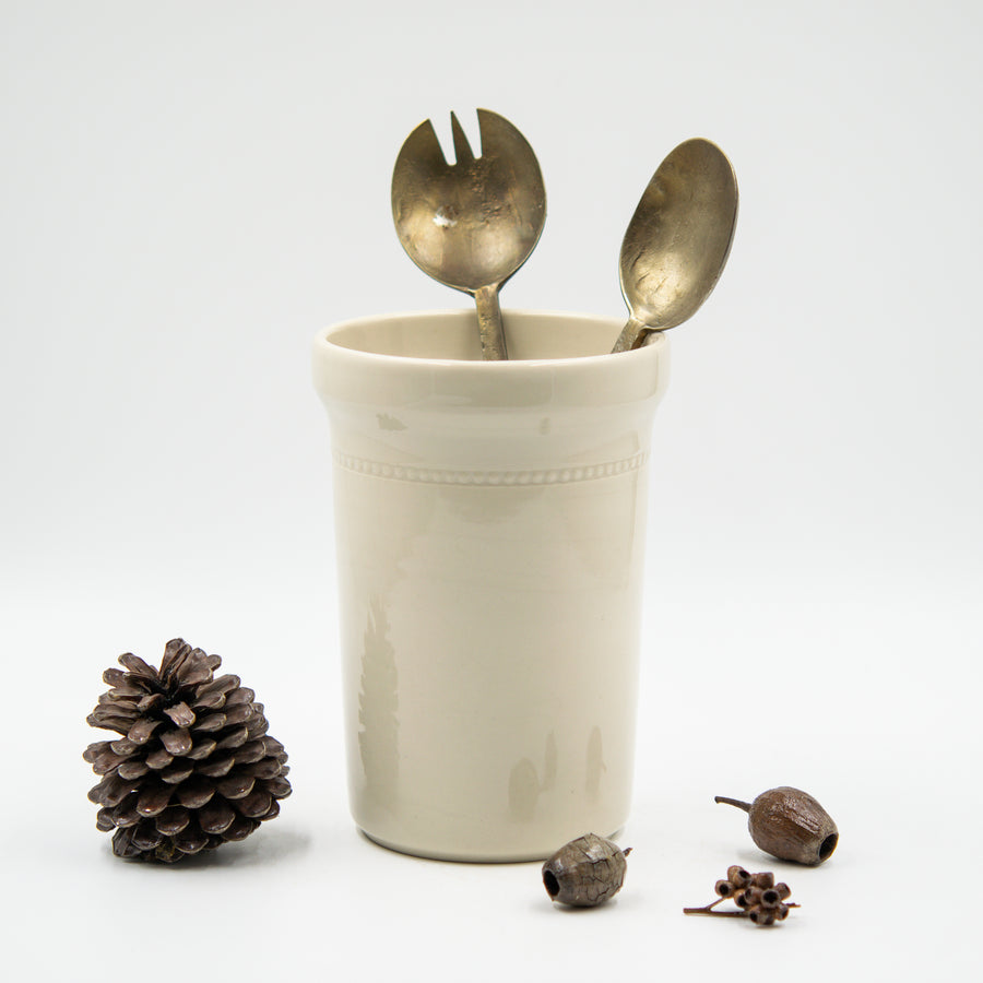 Heritage utensil holder