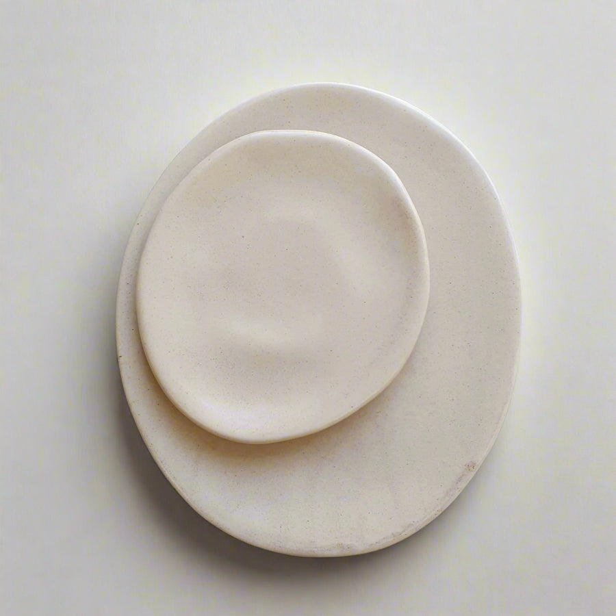 Organic Oval Plate 23cm