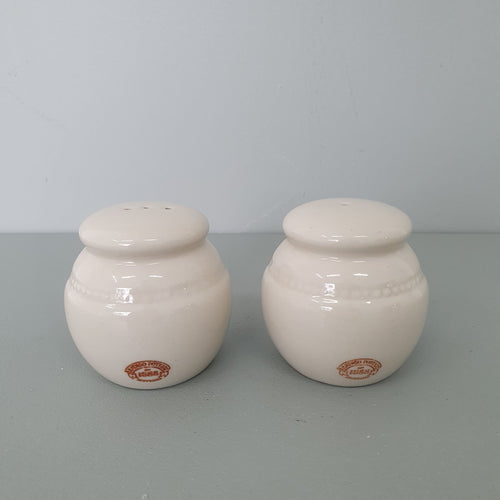 Salt & Pepper Shakers Round